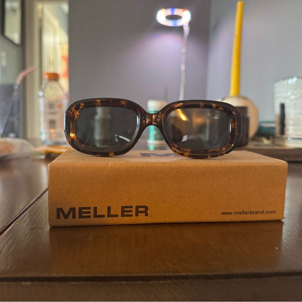 Meller Tortoise Shell Sunglasses